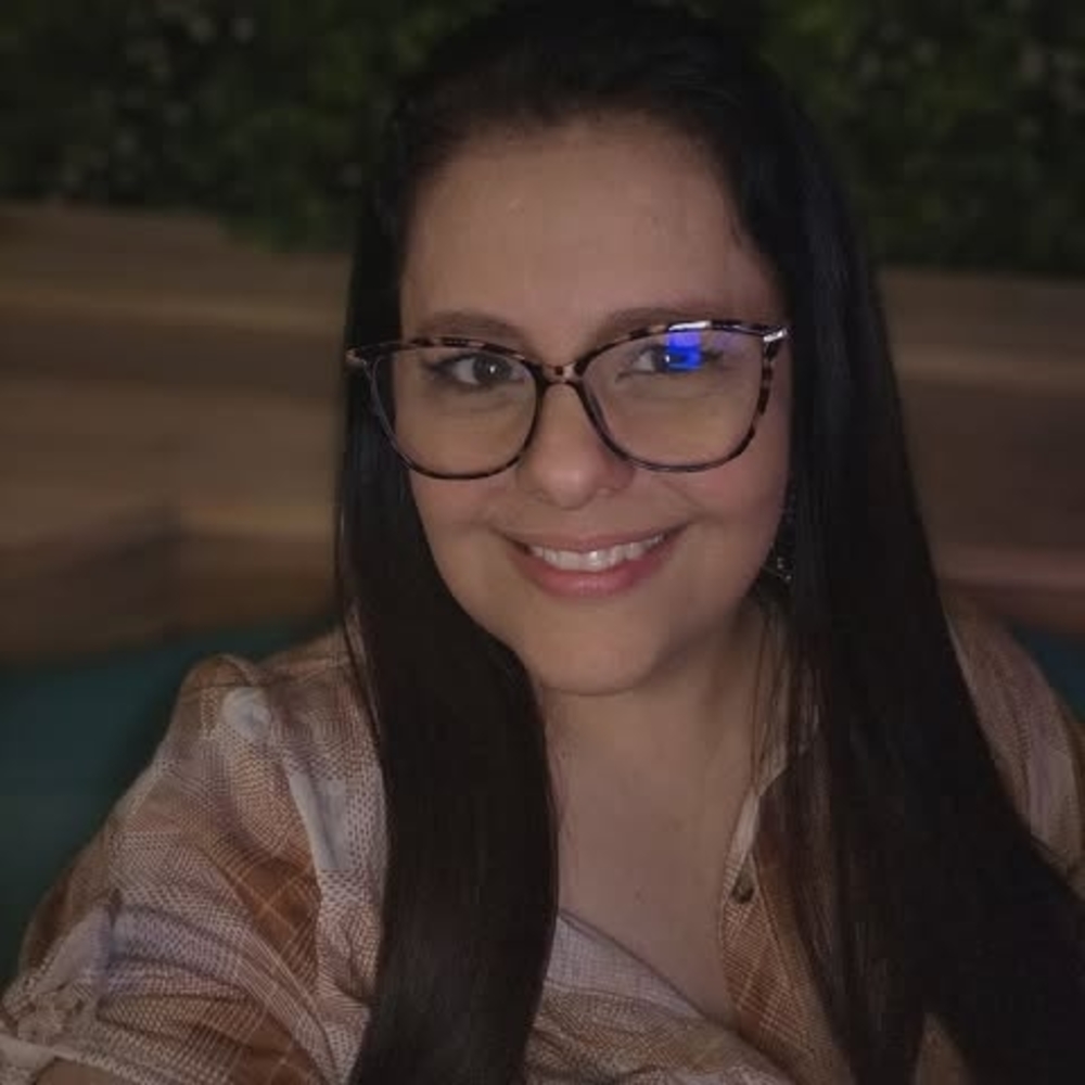 Meet your Posher, Luziane